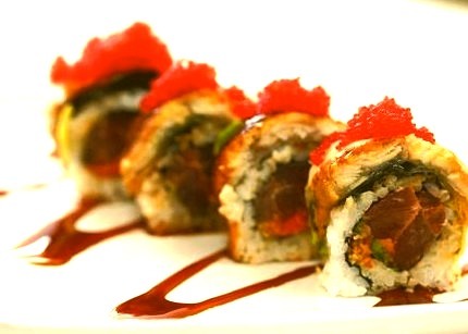 Spicy Tuna Unagi Roll with Chilli Tobiko