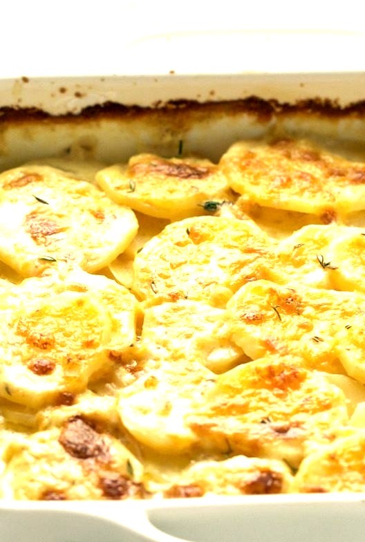 Scalloped Potatoes with Cheddar